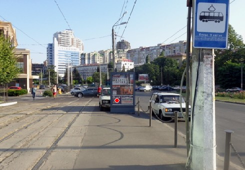 Сітілайт 1.2x1.8,  10-го Апреля пл. - Академическая ул., 28 ТРК "Сады победы"