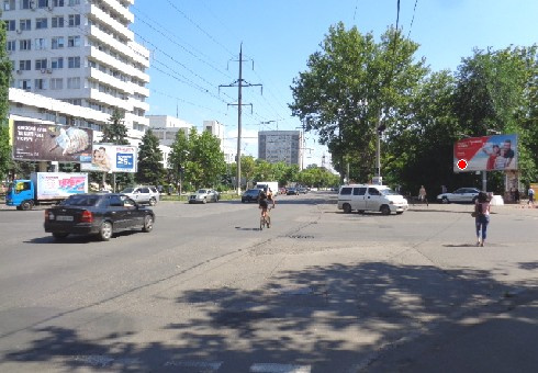 Щит 6x3,  Генерала Петрова ул. - Космонавтов ул.