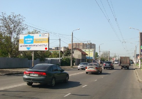 Щит 6x3,  Космонавта Комарова ул., 7