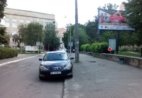 Сітілайт 1.2x1.8,  Немировича-Данченка ул., 4 (напротив)