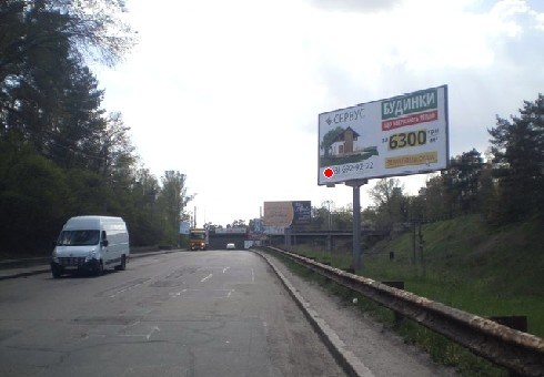 Щит 6x3,  Золотоношенское шоссе перед мостом, в центр