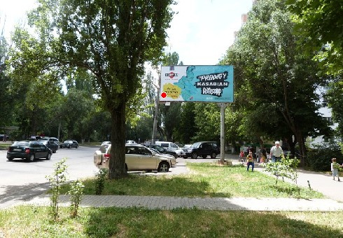 Щит 6x3,  Ивана и Юрия Лип ул., 32