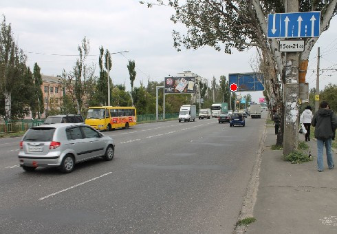 Призма 6x3,  Николаевская дорога, 283 напротив