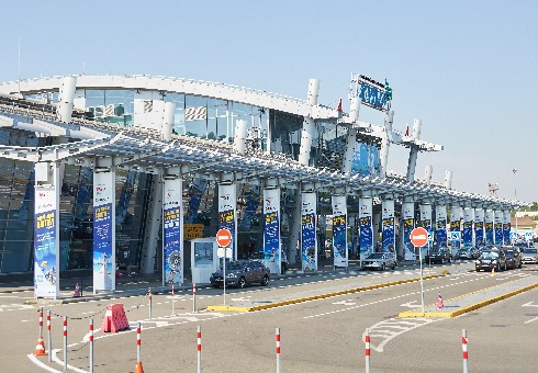 Піллар 2.73x5.6,  Фасад терминала, улица (Терминал А)