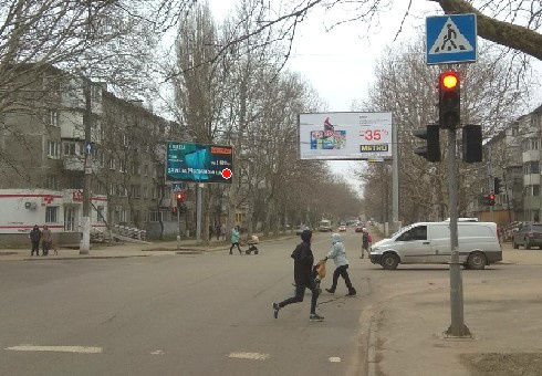 Щит 6x3,  Варненская ул., 4 - Героев Крут ул.