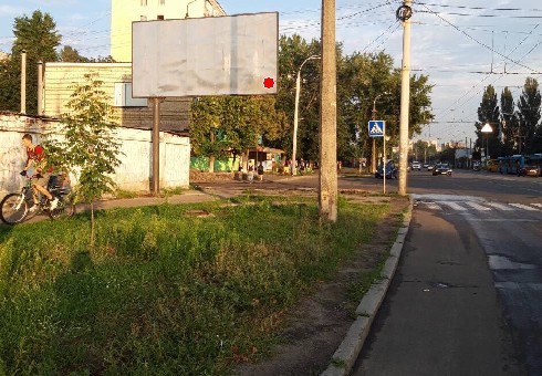 Щит 6x3,  Свободы пр., 28 (напротив)