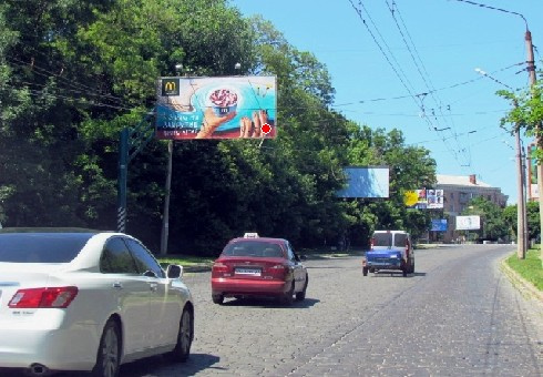 Щит 6x3,  Небесной Сотни ул.