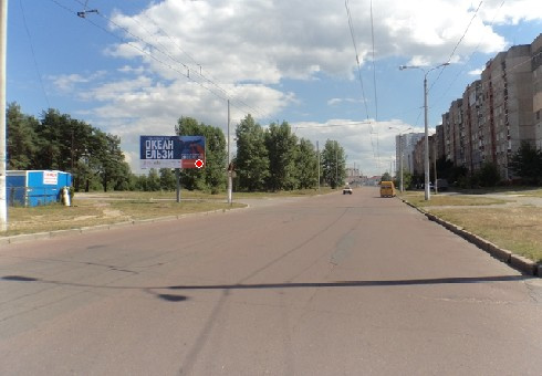 Щит 6x3,  Независимости ул., 32
