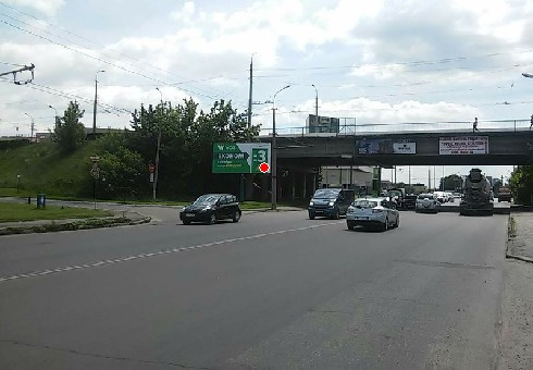 Щит 6x3,  Карпенка-Карого ул., перед мостом, со стороны рынка