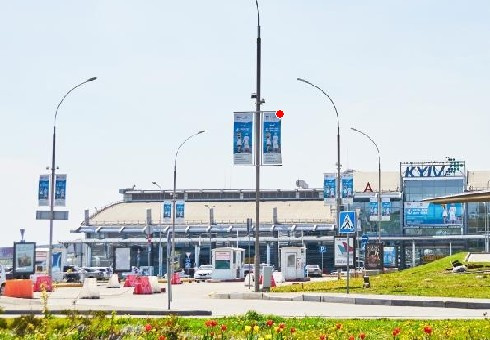 Холдер 0.73x2.02,  Центральная аллея к терминалу, улица (Терминал А)