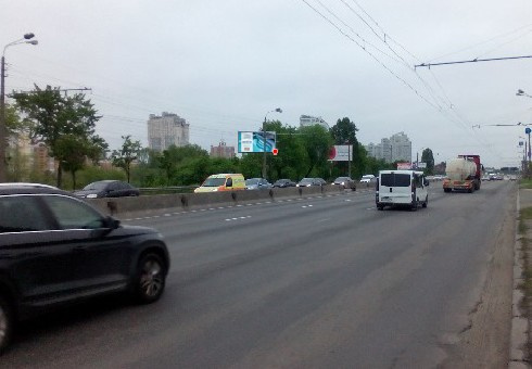 Щит 6x3,  Бандеры пр., 28 (Московский пр.)