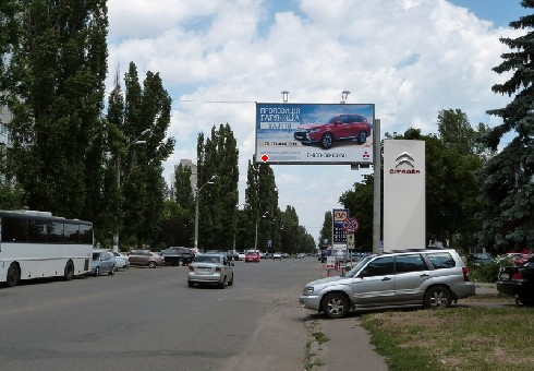 Щит 6x3,  Ивана и Юрия Лип ул., 13а
